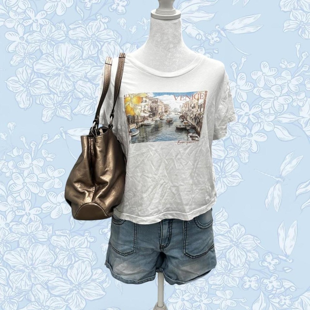 WILD FABLE WHITE VENICE GRAPHIC TEE